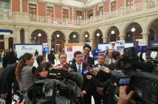 Ministro Andrés Gómez-Lobo anuncia inicio del despliegue de la tecnología 4G LTE en Chile